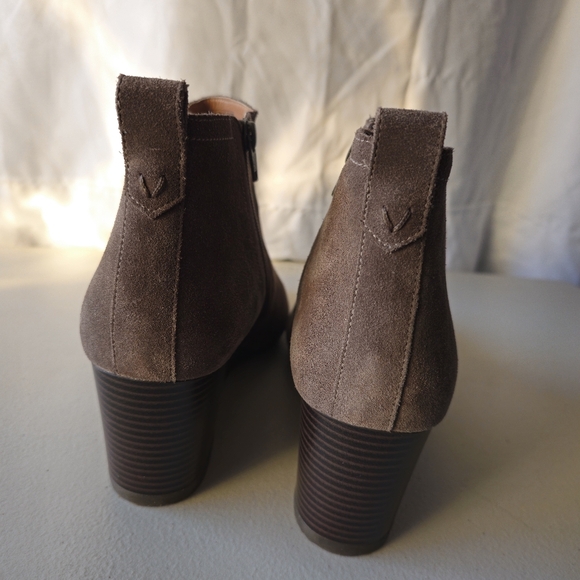Vionic Paloma wedge ankle booties size 11M  grayish brown - Picture 4 of 9